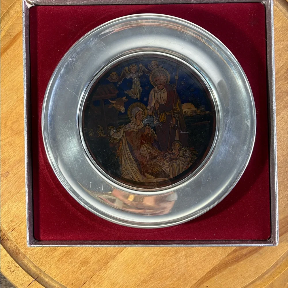1986 US Historical Society ST MARY'S PHILADELPHIA Stained Glass Pewter Plate Box